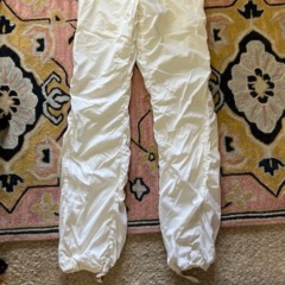 Lululemon Dance Studio pants lined white 2 Full length Cinched hem - Picture 6 of 10